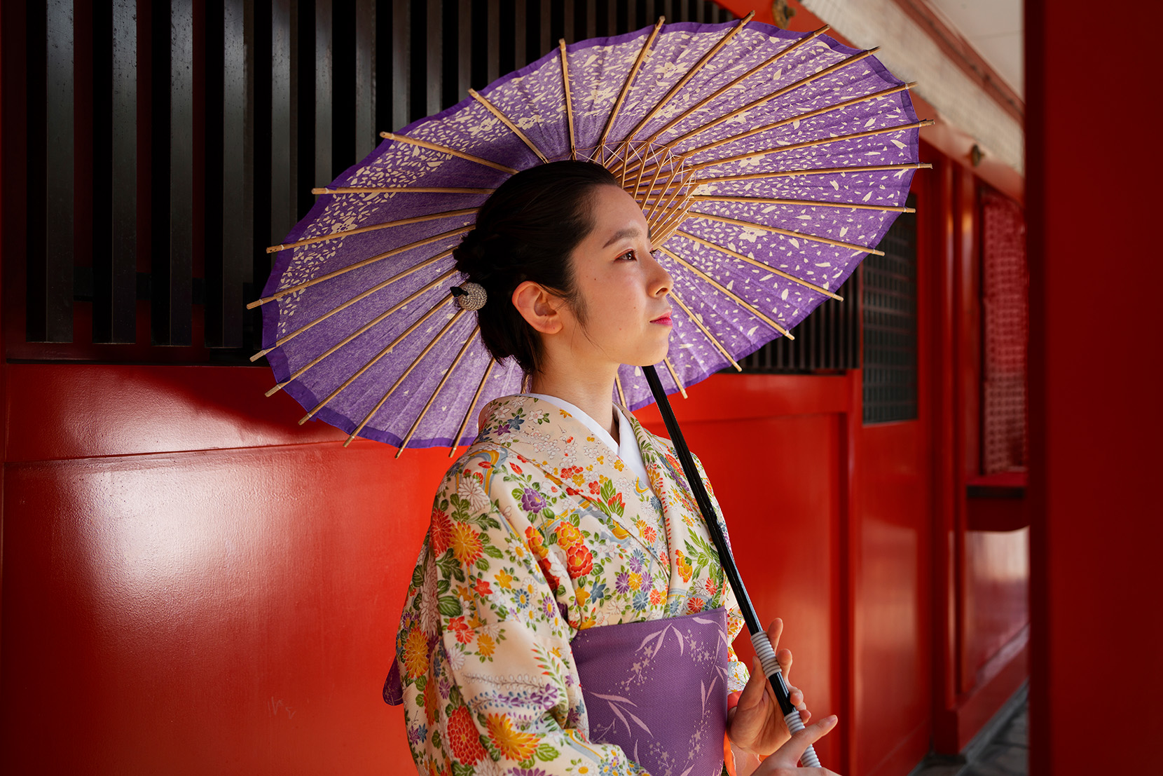 žena-v-tradičnom-japonskom-kroji